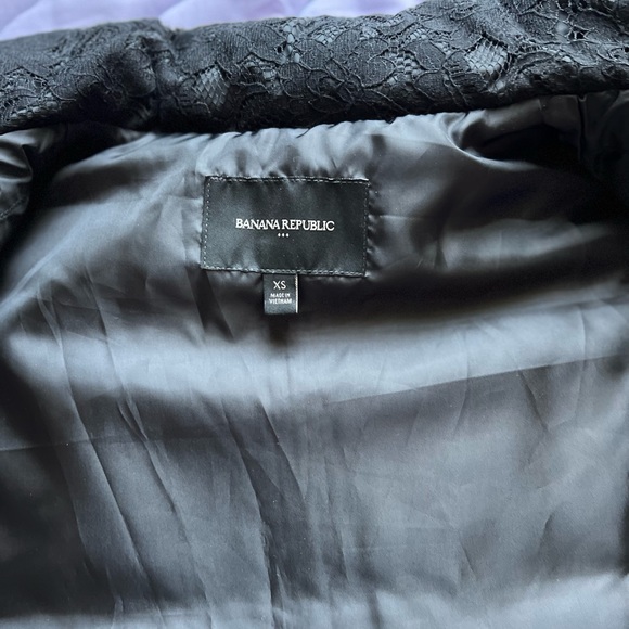 Banana Republic Black Lace Puff Vest - Picture 8 of 14